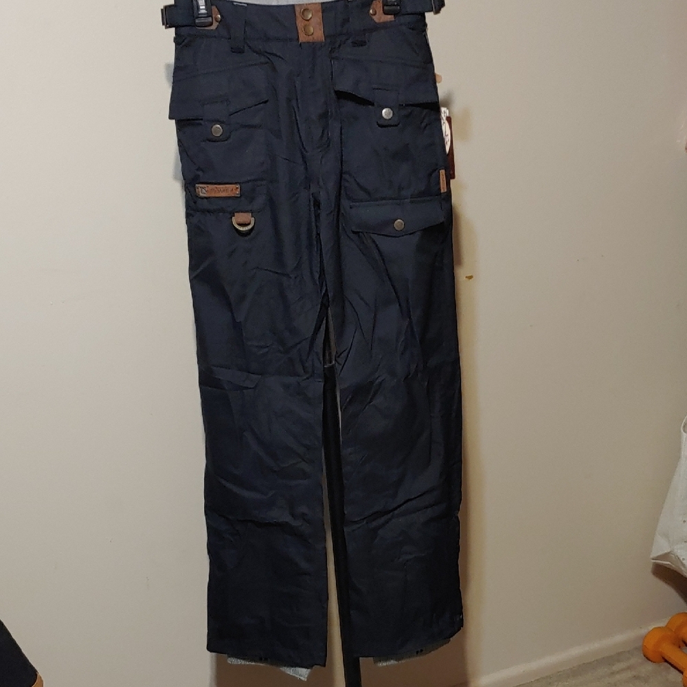 Allyance Women's Caviar Black Cargo Snow Pants NWT Size Small